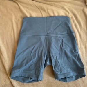 lululemon athletica Women's Blue Bike Shorts